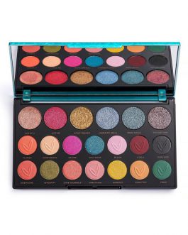 Makeup Revolution – x Carmi Make Magic Palette