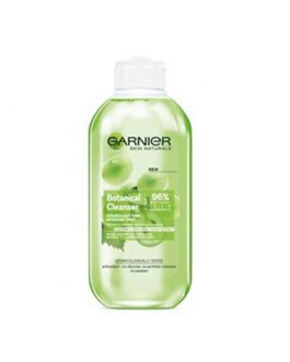 Garnier – Botanical Cleanser Grape Extract